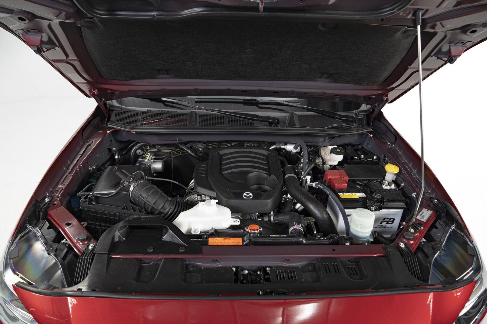 Động cơ xe Mazda BT-50 2021. Động cơ xe Mazda BT-50 2021